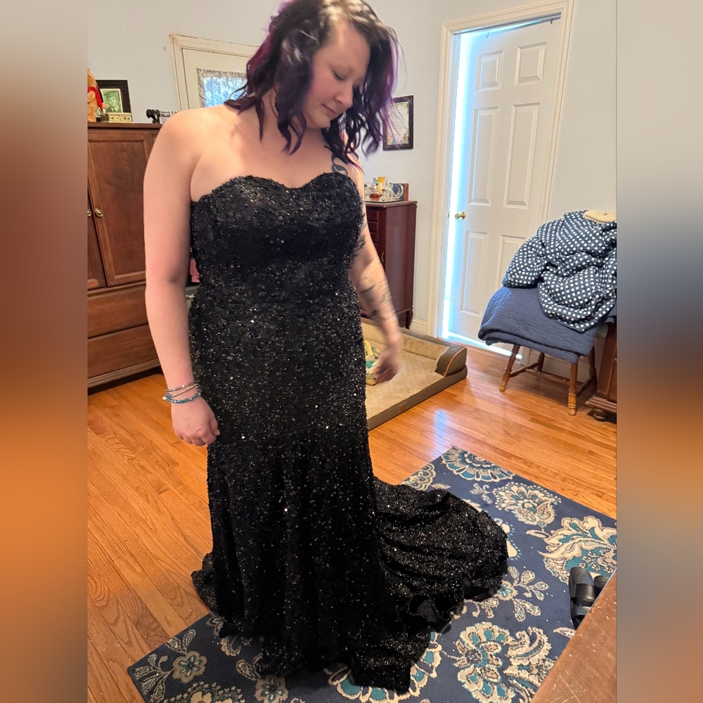 Elegant Black Sequin Dress